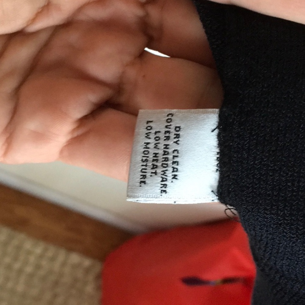 St. John Collection Vintage Black Women's Zipper Sweater - Picture 5 of 8